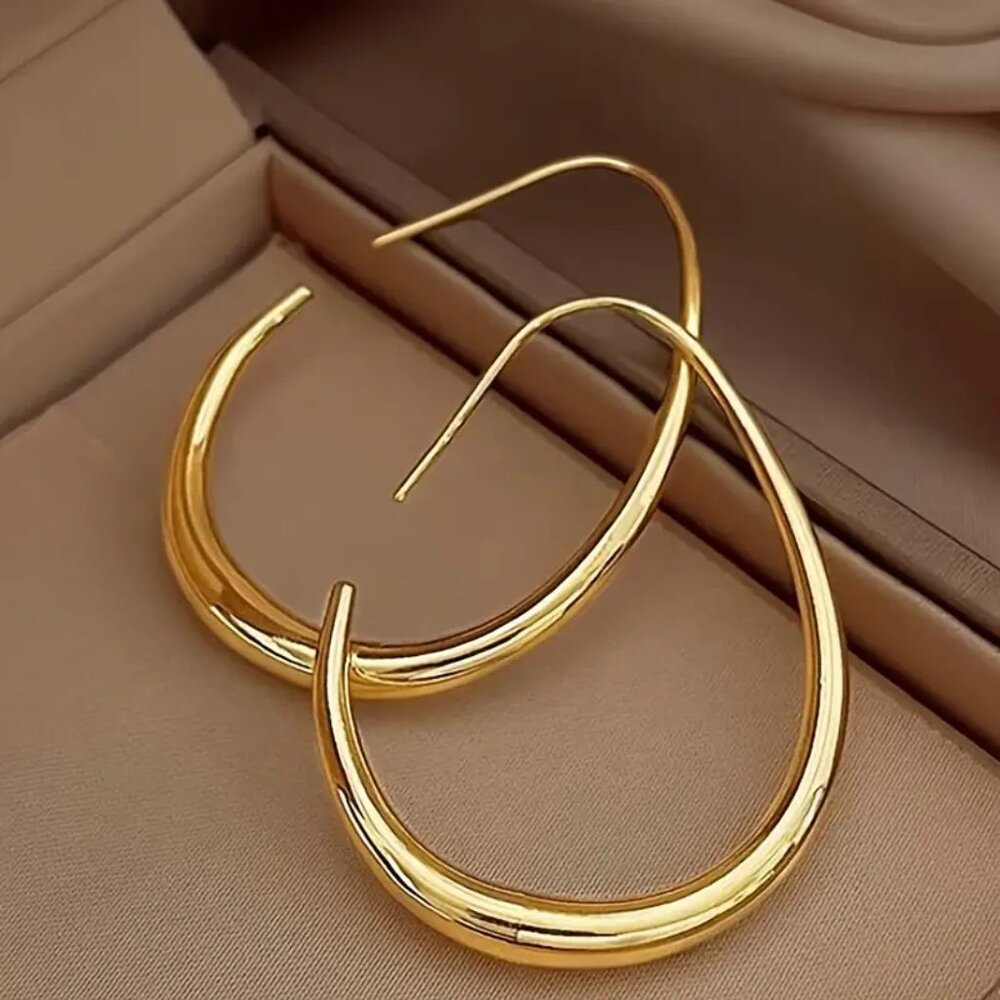 Best Selling Open Hoop Oblong Earrings
